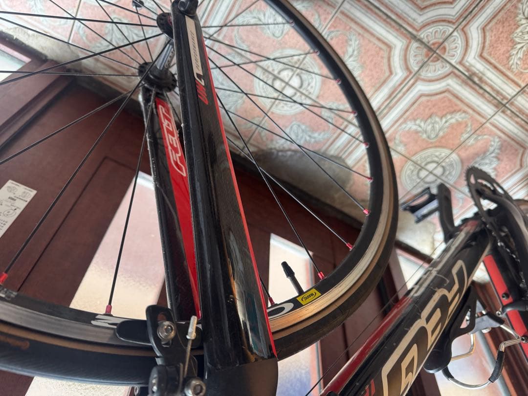 ロードバイク　室内保管　FELT F75