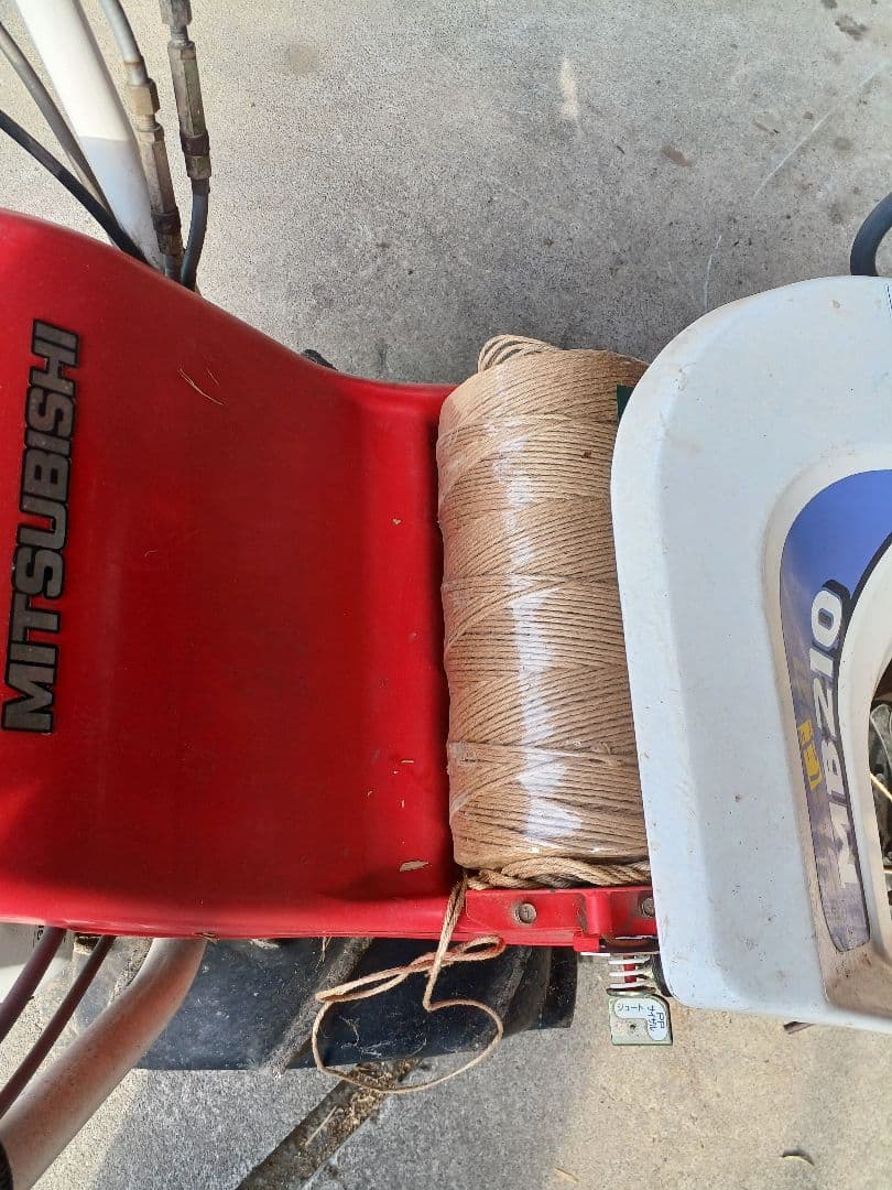 【中古】【エンジン動作確認済】三菱 MB210 バインダー