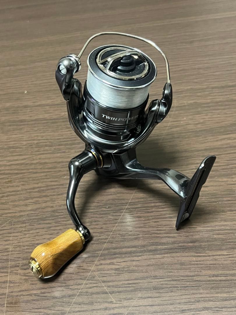 シマノ　24 ツインパワーC2000S