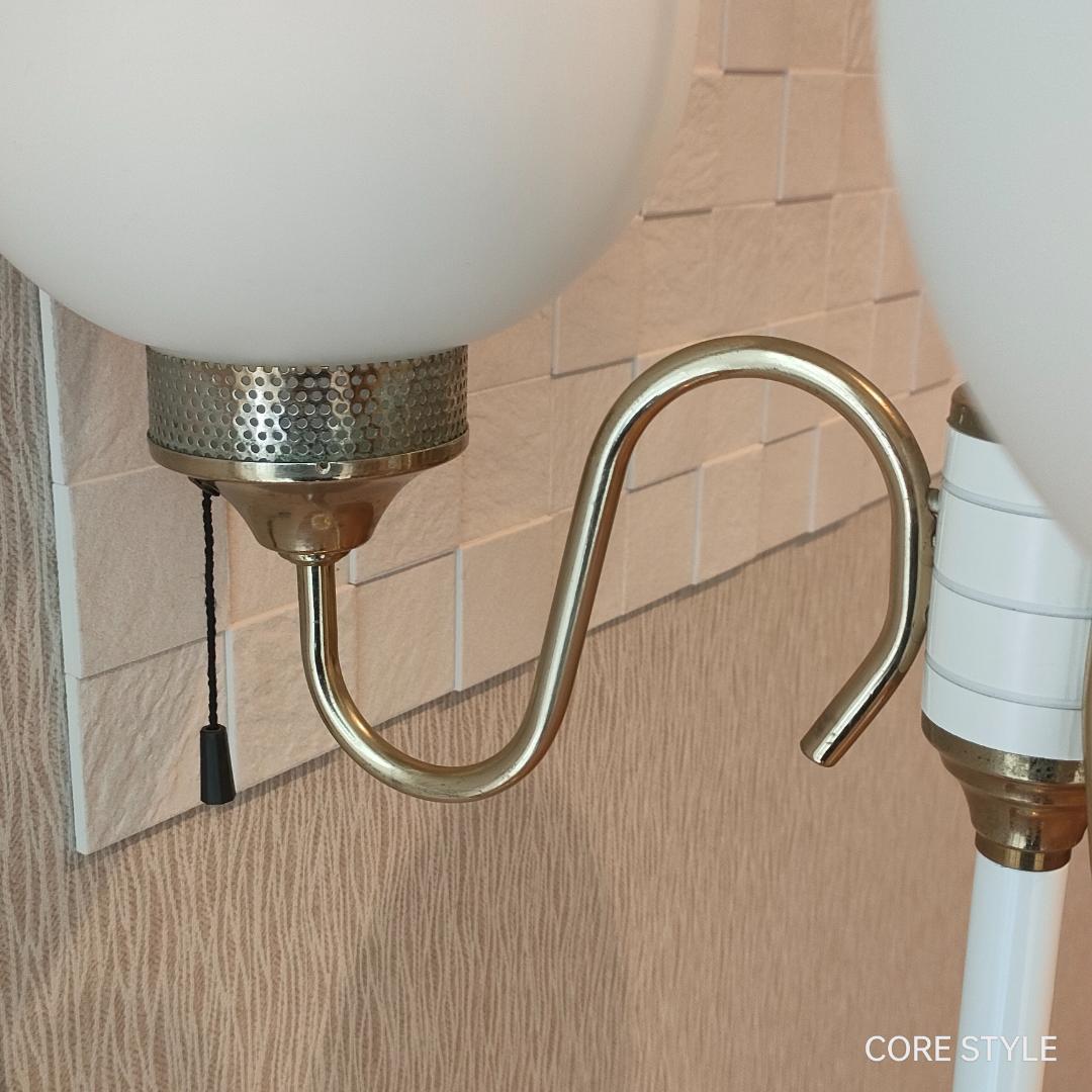 アンティーク調　３灯　照明スタンド　ガラスシェード