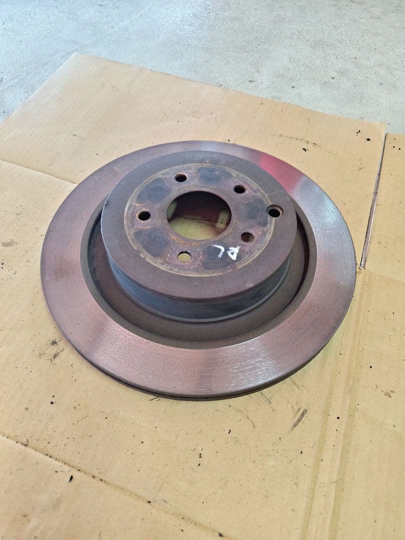 曙ブレーキ　V37純正　4pot/2pot　1台分