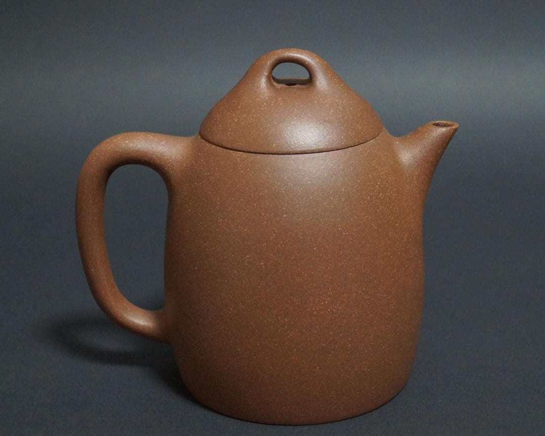 中国宜興 清 名家 浙寧玉成窯造 款 細工彫り『春水巻石文』 造形紫砂壺 急須