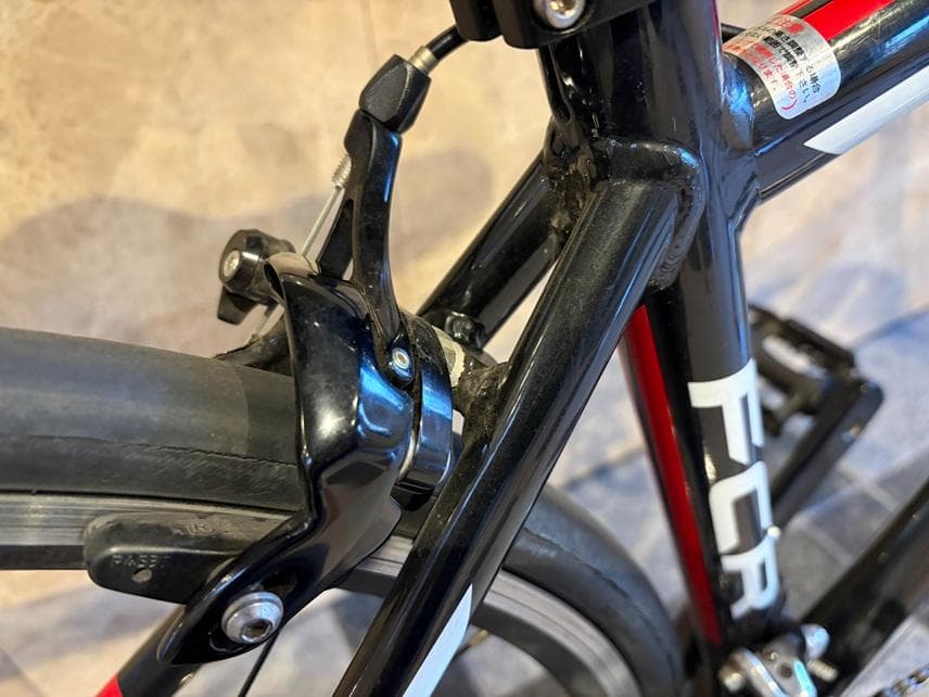 GIANT-FCR-フラットバーロード-手渡しのみでお願いします。