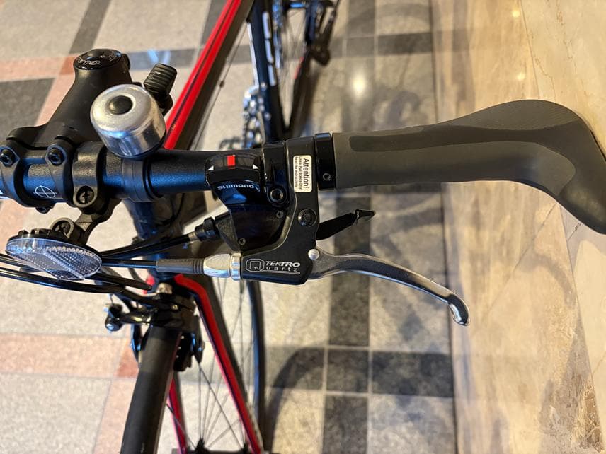 GIANT-FCR-フラットバーロード-手渡しのみでお願いします。