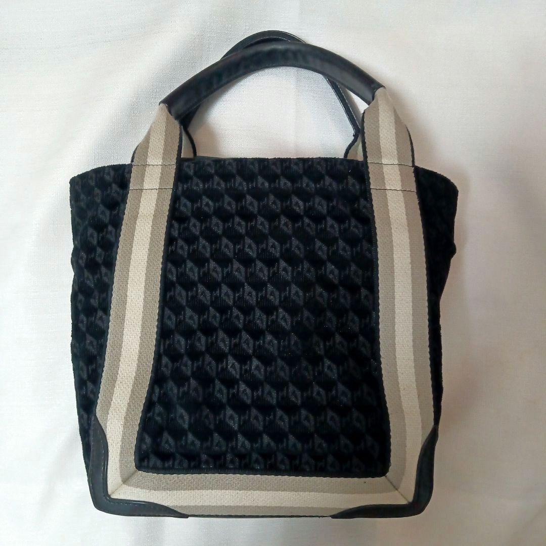 ANYA HINDMARCH トートバッグ