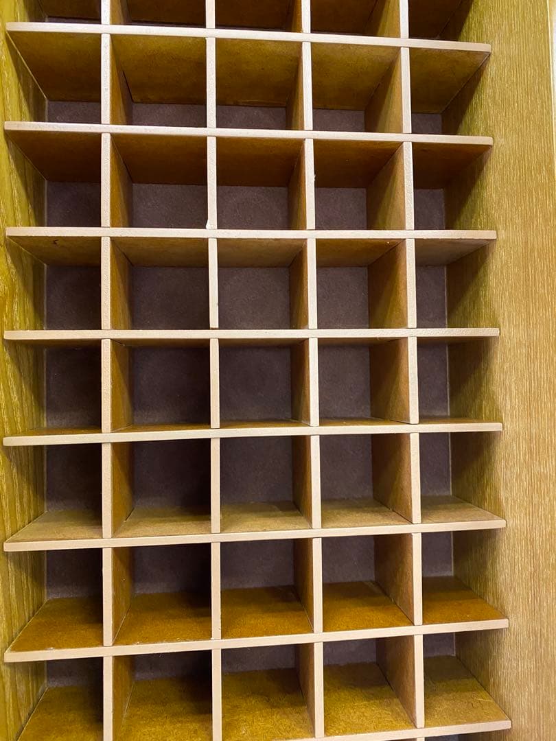 doTERRA 木製ガラス蓋付き エッセンシャルオイル瓶50本収納 ボックス