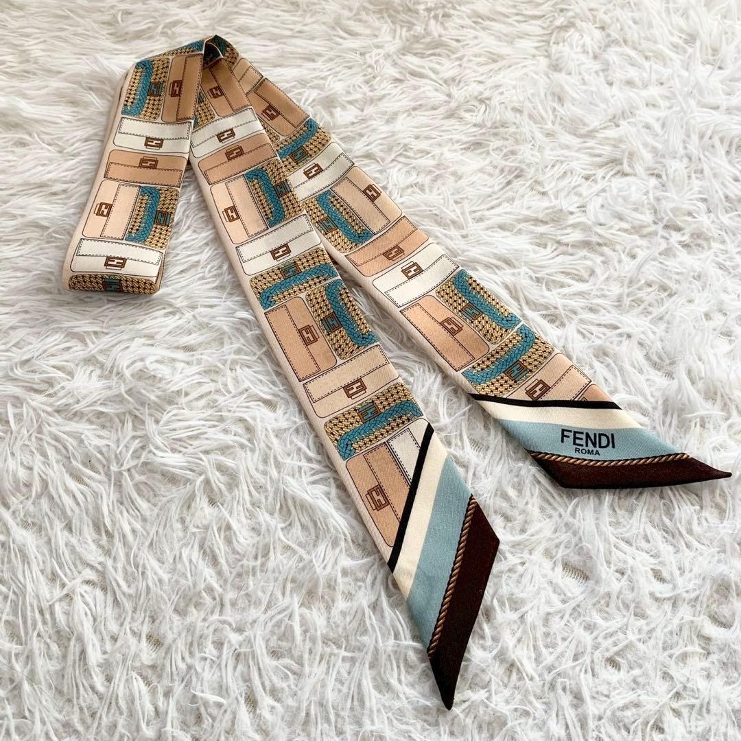 FENDI　フェンディ　マンマバケット柄　ラッピー　FFロゴ　ズッカ　スカーフ