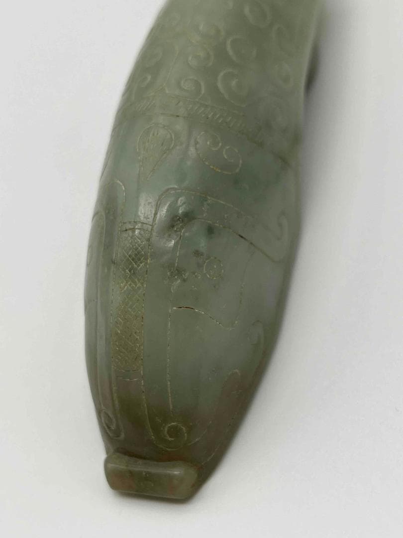 清乾隆時代　夔龍饕餮文玉帶鉤　砡 【旧家蔵出し】 希少貴重 高玉質(F-35)