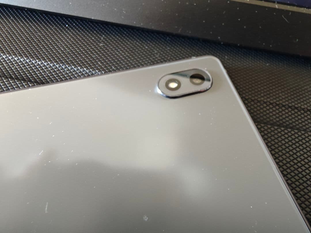 Lenovo Legion Y700 本体 液晶不良　128G/256