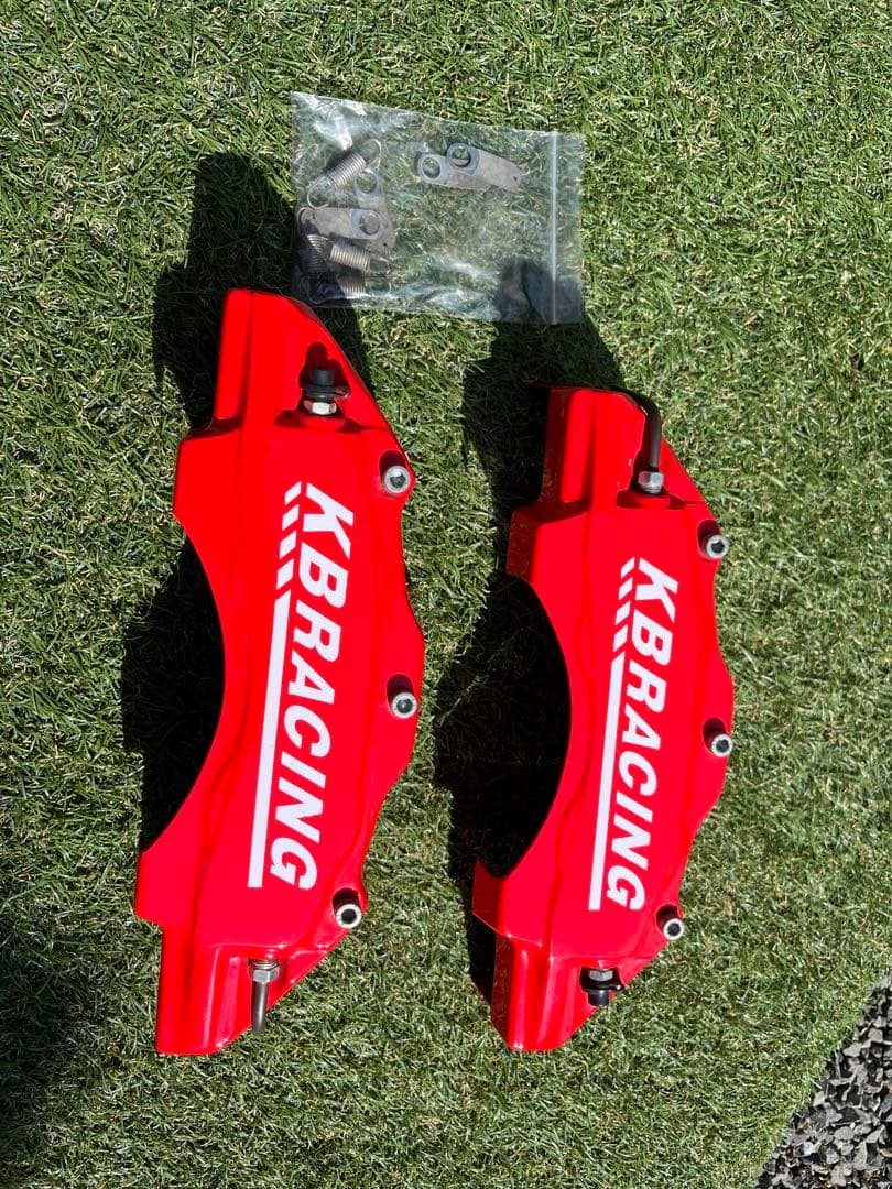 スイドッグ KBレーシング　キャリパーカバー　ハイエース200系用