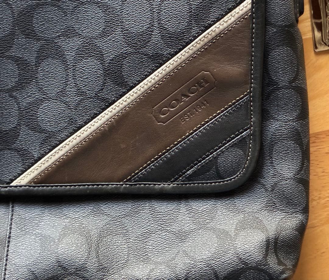 COACH メッセンジャーバッグ グレー