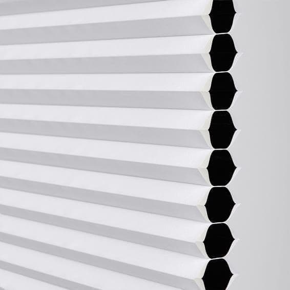 未使用　ハニカムシェード　ホワイト　149×92