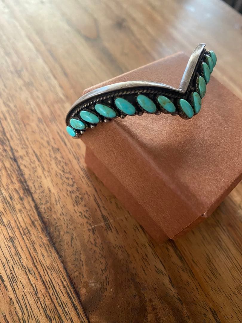Navajo.zuni ターコイズバングル