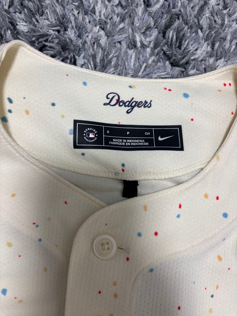 ロサンゼルス・ドジャース ユニフォーム 17