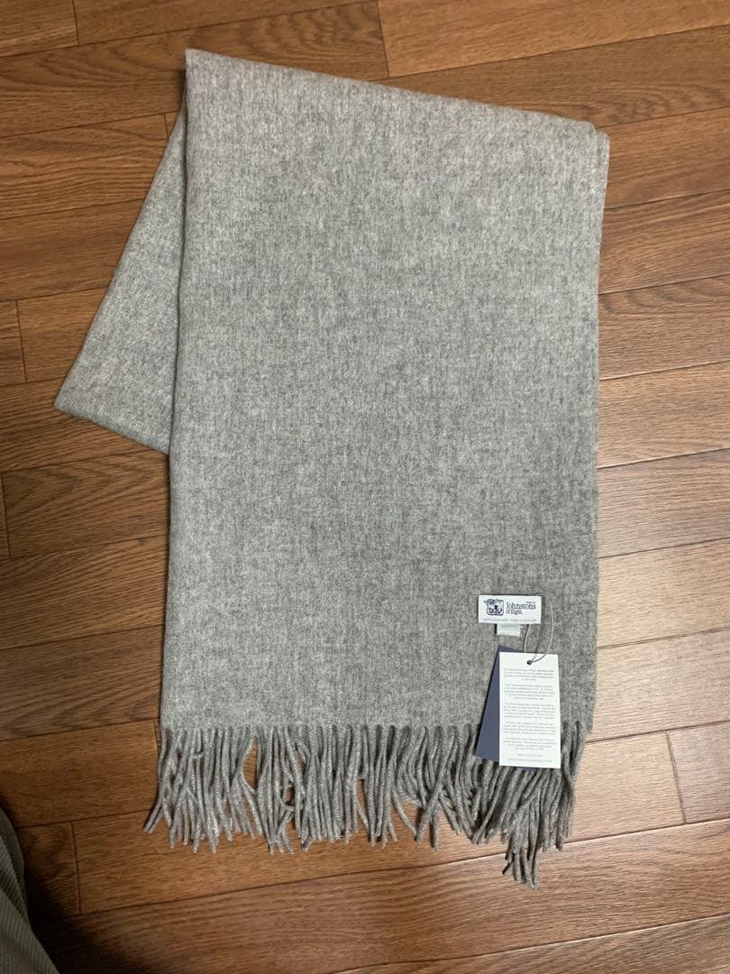 m*a様 大判ジョンストンズ カシミヤ 100%マフラー ストール グレー