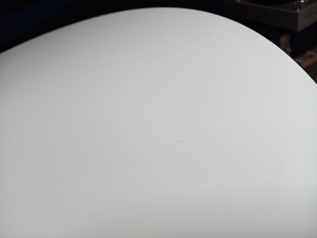 スペースエイジ　デザイン　アルミニウム　フレーム　サークル　円盤形　テーブル