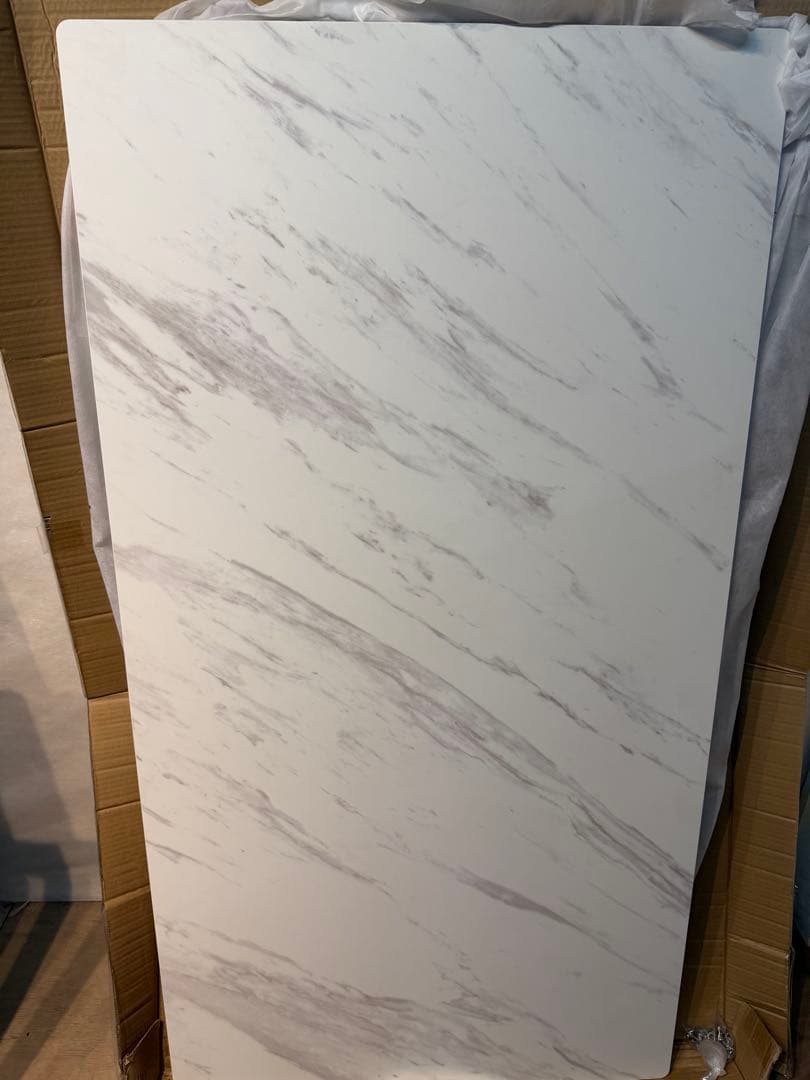 セラミックテーブル　イタリアセラミック