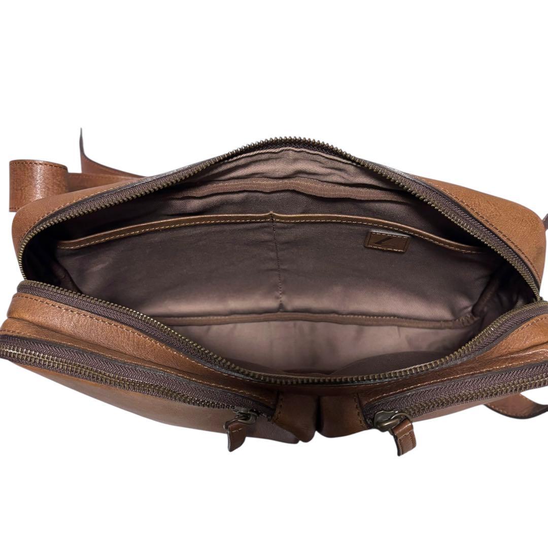 【極美品】土屋鞄 ビークル トリジップ ボディバッグ ブラウン メンズ
