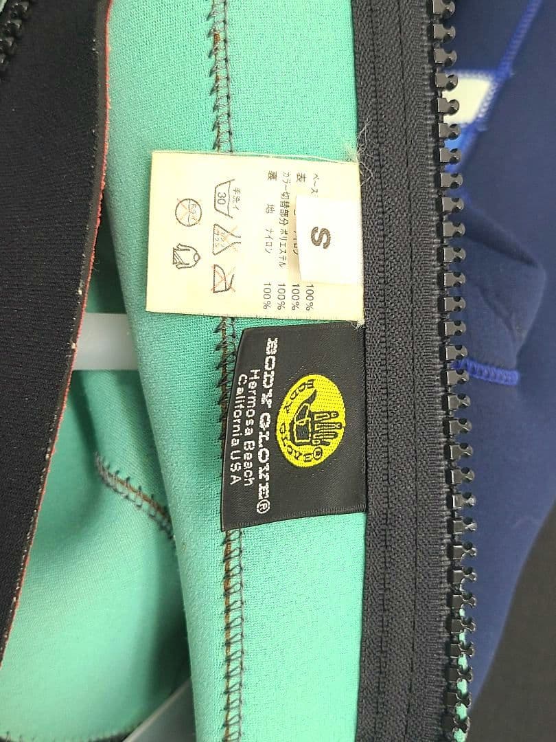 美品 ボディグローブ ロングスリーブスプリング ウェットスーツBODYGLOVE