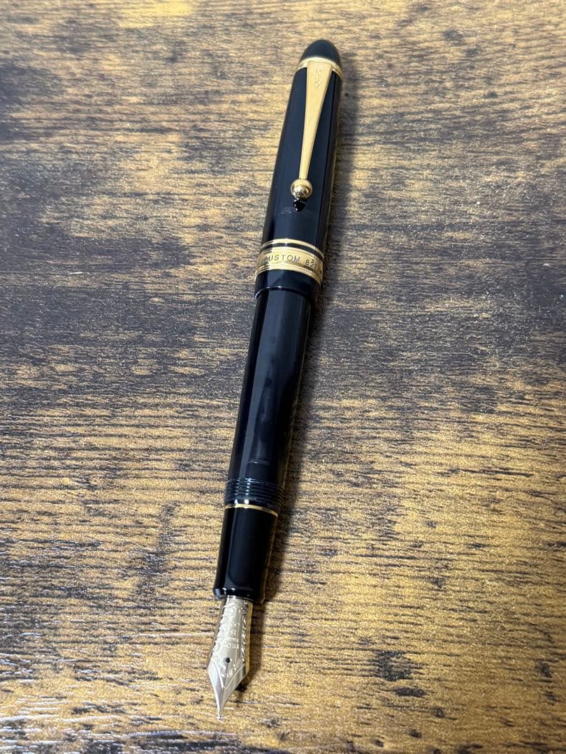 試筆のみ　2001年製　大型15号　823 14金　万年筆　プランジャー式　M