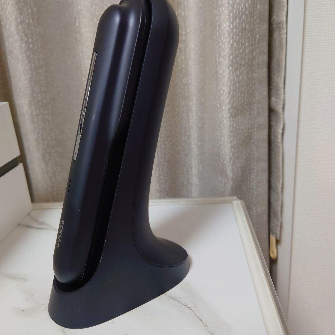 ステラボーテ レーザー＆EMS リフトブラシ PRO