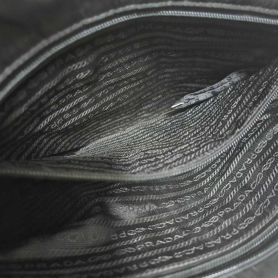 もっさん様✨ プラダ トートバッグ A4 ブラック ナイロン 三室 ゴールド