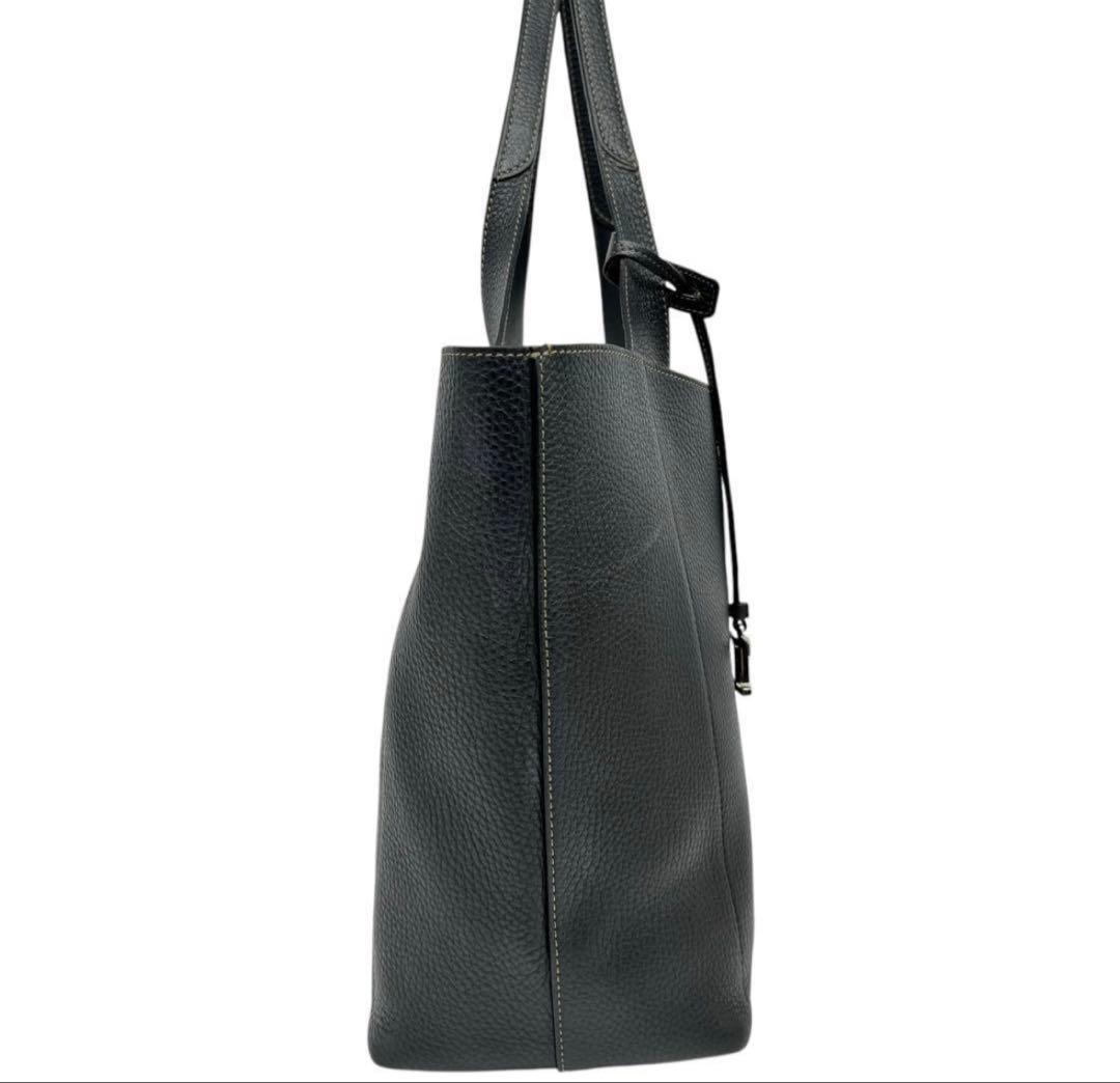 トッズ Tタイムレス　ミディアムトートバッグ