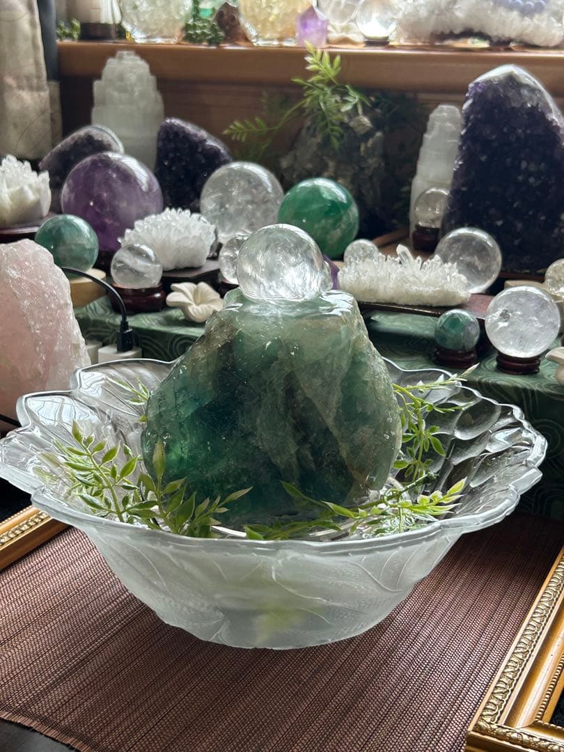 ✨破格✨絶品‼️フローライト☆噴水☆天然石⭐︎ファウンテン☆秘蔵品⭐︎2300g