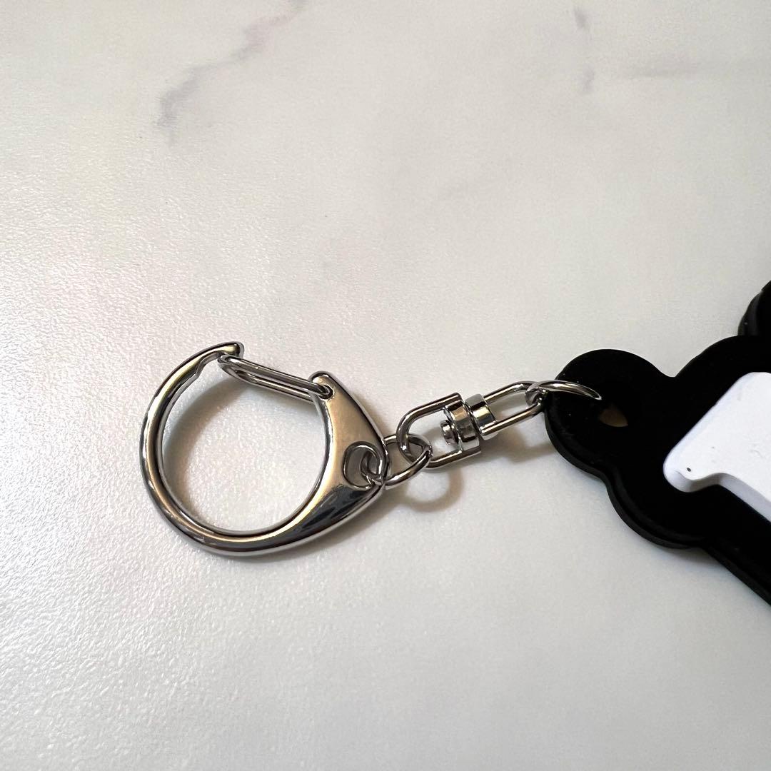 未使用品 マディソンブルー HELLO キーホルダー 2個セット