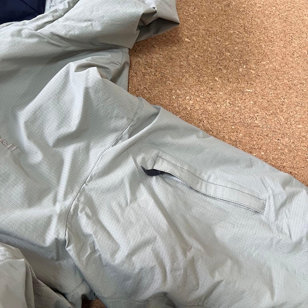 モンベル　スキージャケット　パウダーライトパーカー　M