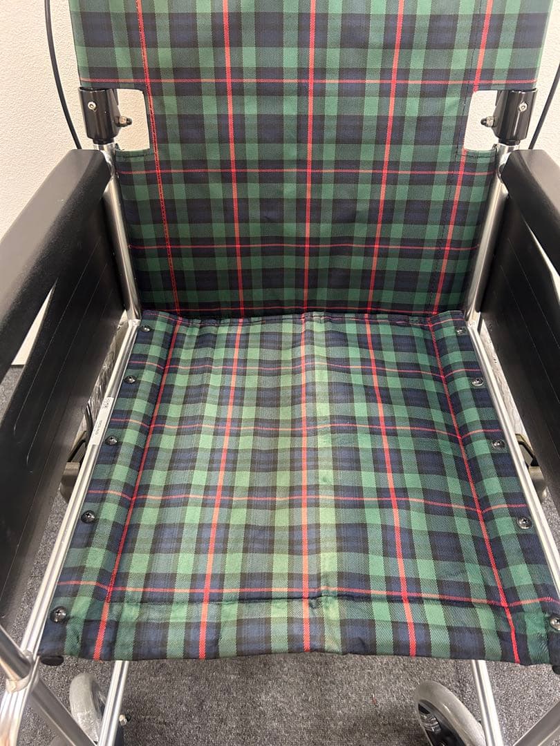 訳あり特価品　ミキ　介助式車椅子　【名称/型式】 エムワン MPC-46JD