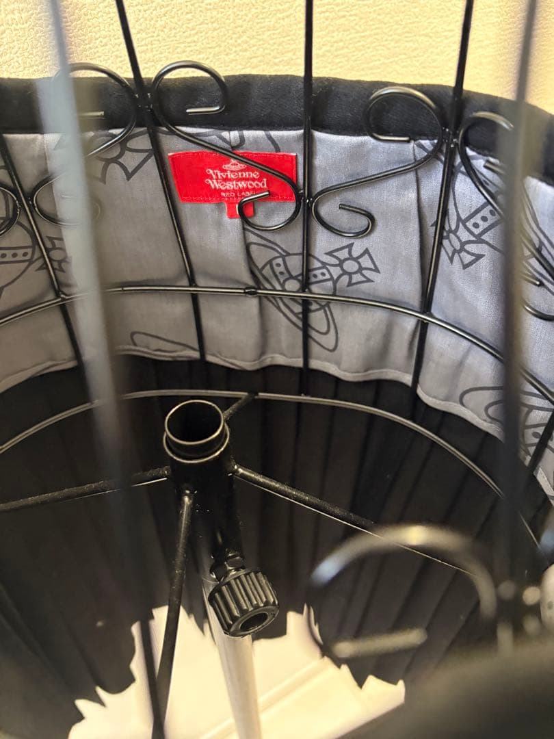 ⭐︎美品⭐︎ヴィヴィアンウエストウッドレッドレーベル黒 プリーツスカートバックル付き