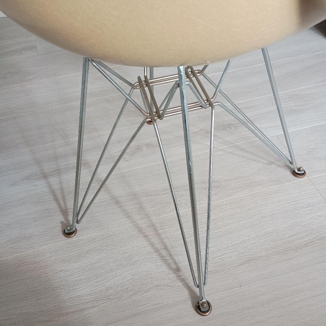 ハーマンミラー　イームズ椅子