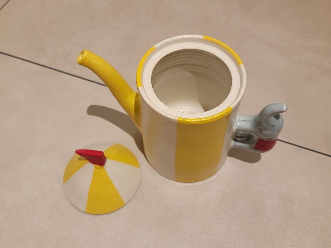 小堤晶子さん　OZFACTORY　オズファクトリー　象の急須　ポット