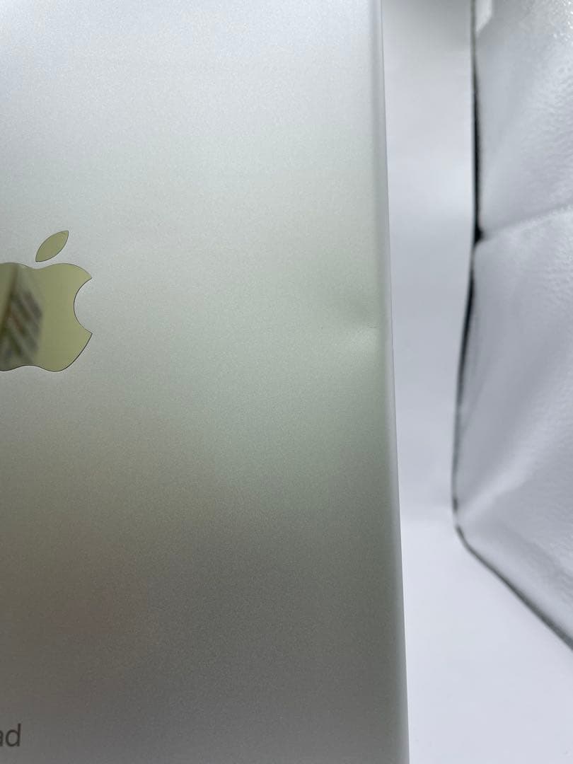 み*ん様 iPad 7世代 32GB バッテリー94%