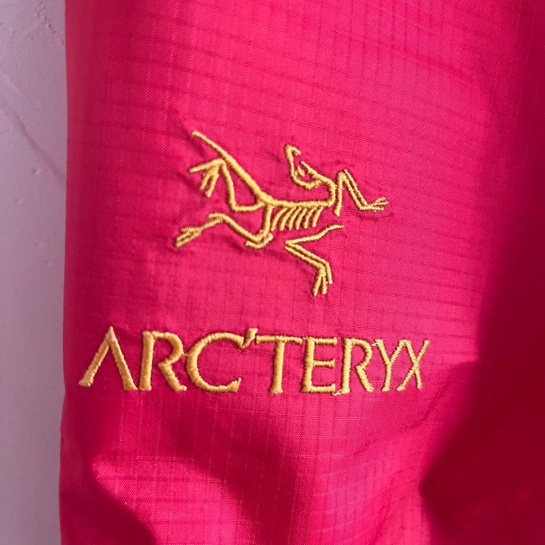 90s 金刺繍　カナダ製　アークテリクス　ナイロンパンツ　ゴアテックス　L