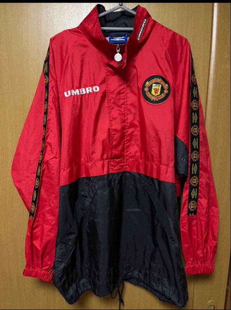 マンチェスターユナイテッド トラックジャケット