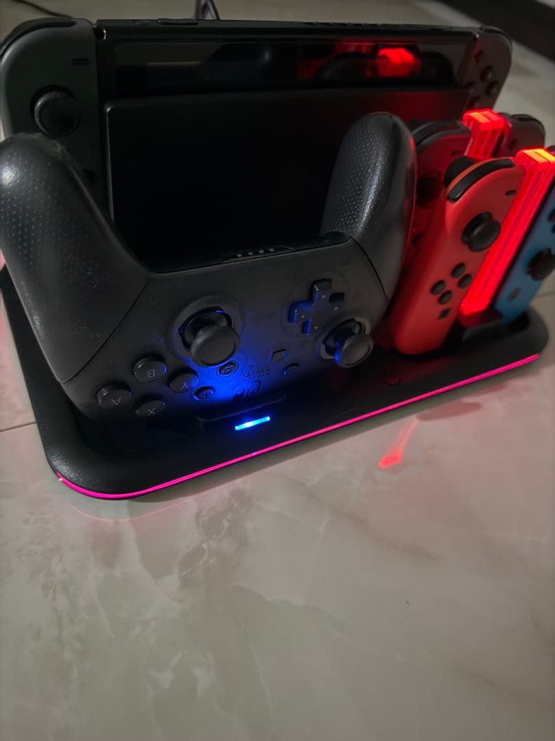 Nintendo Switch 本体 + ジョイコン+プロコントローラー+付属品