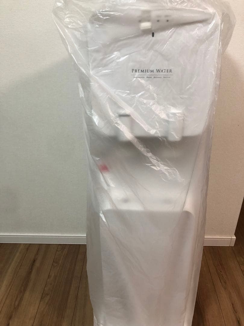 プレミアムウォーター ウォーターサーバー　famfit (ファムフィット)本体