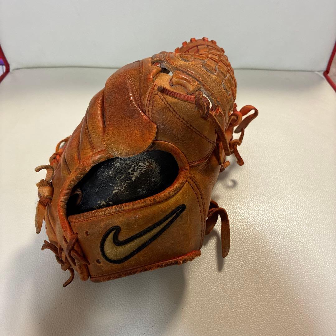 Nike 硬式グローブ 投手用