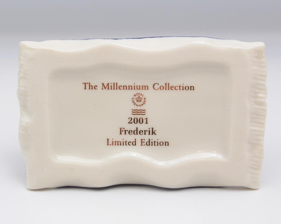 フレデリック＆エマ　★ロイヤルコペンハーゲン　デンマーク　ミレニアムコレクション