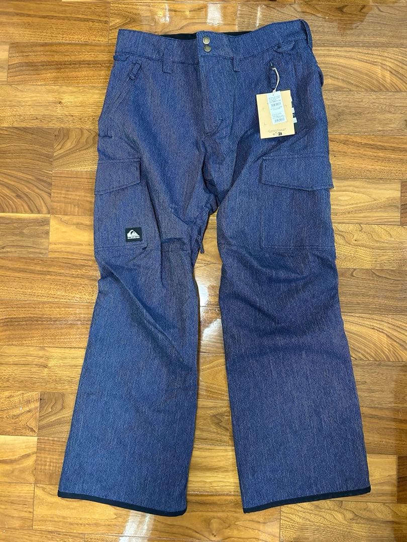 未使用 クイックシルバー　スノーボードパンツ