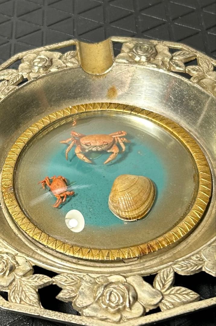 戦後の占領下での日本製　カニと貝を配したのお洒落な灰皿【希少品】＜25b12＞