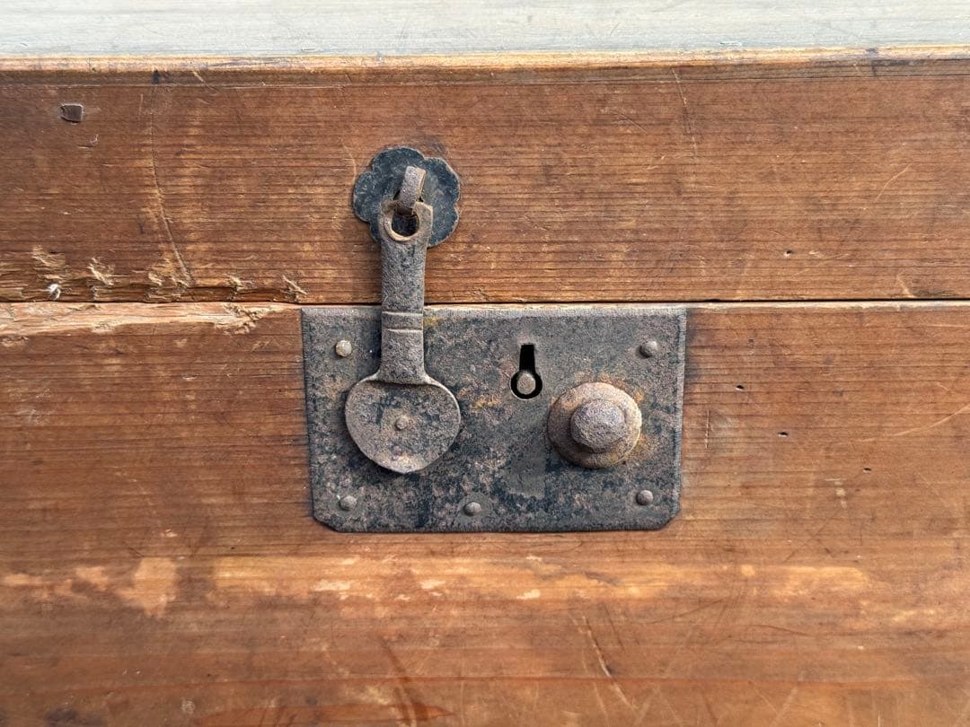 古道具 木製収納ボックス 金属ラッチ付き コンテナ ヴィンテージ