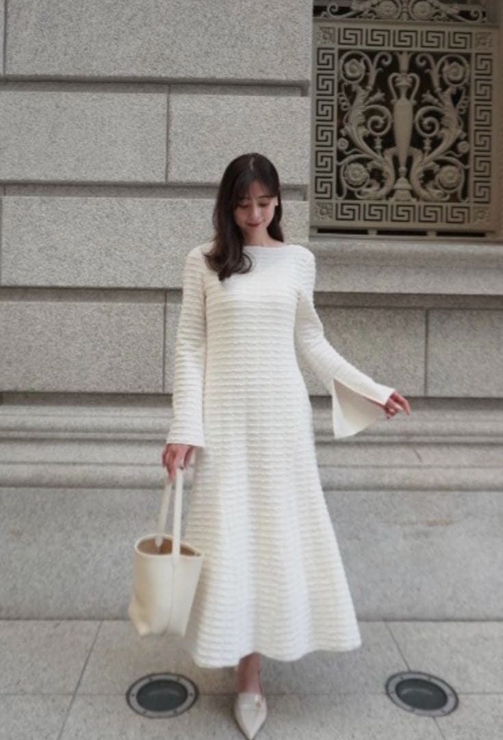 新品 Herlipto Mermaid Jacquard Dress パール M