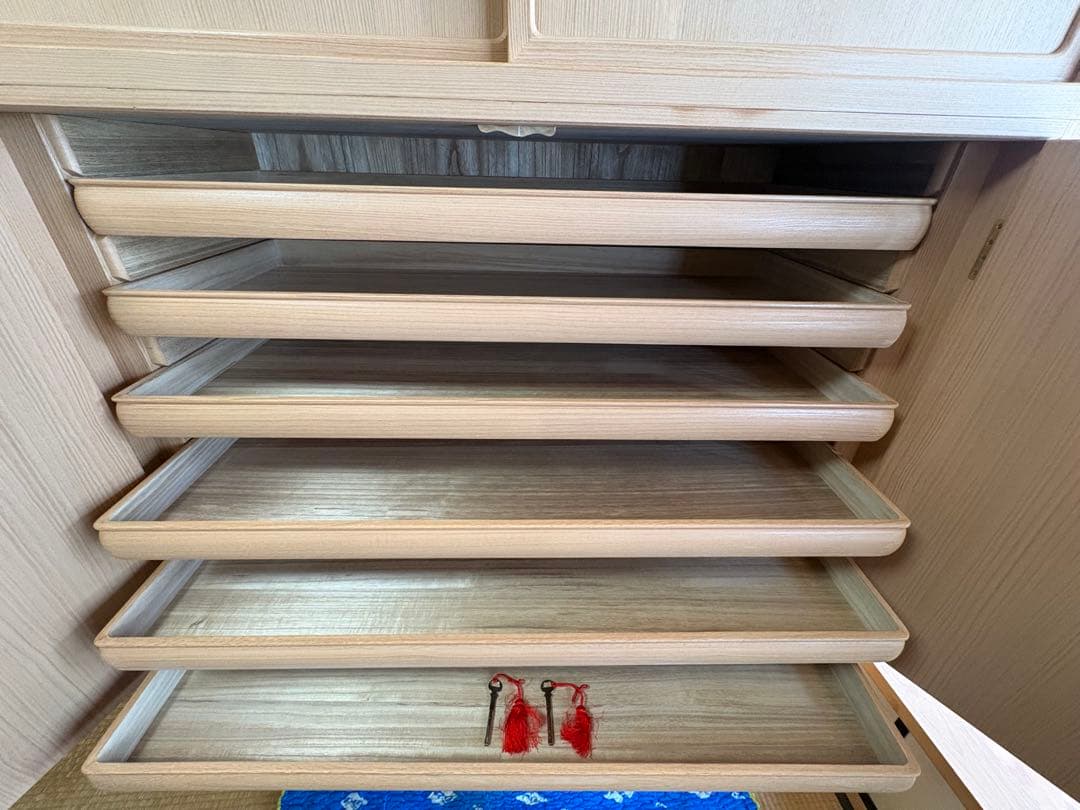 伝統工芸士 瀧上昭治作 高級総桐箪笥 定価100万★程度良好★