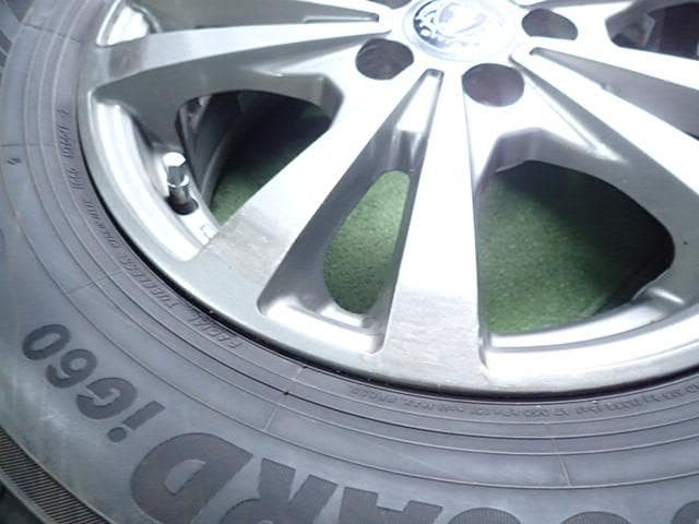 B1036【送料無料】スタッドレスタイヤ 195/65R15 4本セット