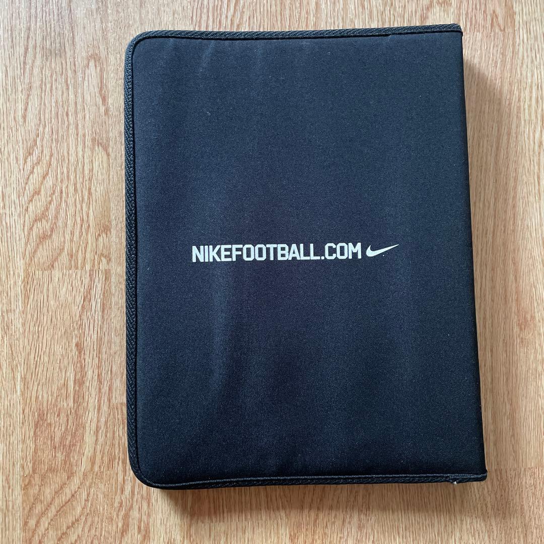 ナイキNIKEサッカー用作戦盤 バインダー