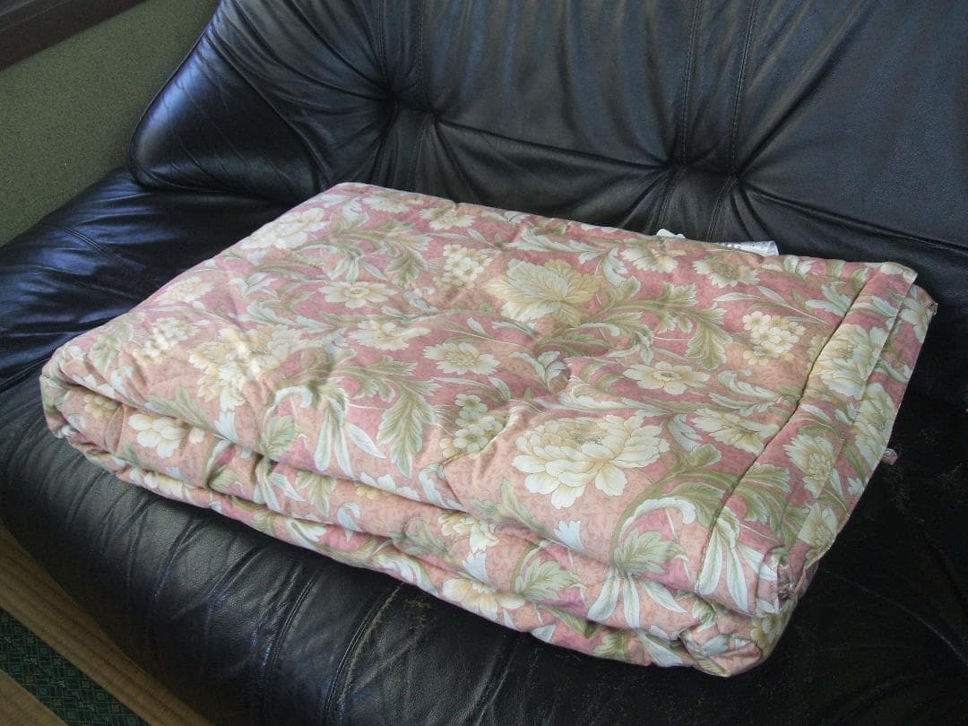 日本製＊新品＊手引き真綿（絹・シルク）１，５キロ＊真綿掛布団（シングル・ピンク）