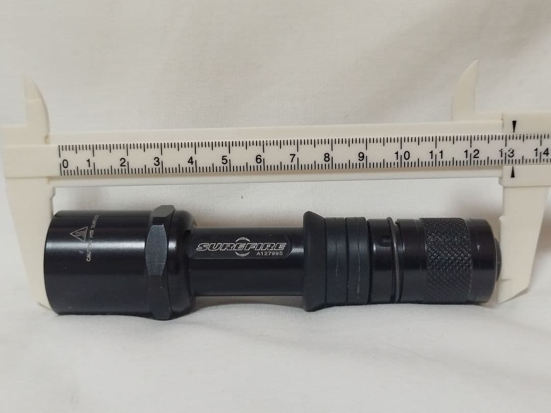 (J-38)SURE-FIRE Z2コンバットライト　希少キセノンランプ　旧ロゴ